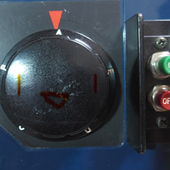 スピード調整ダイヤル